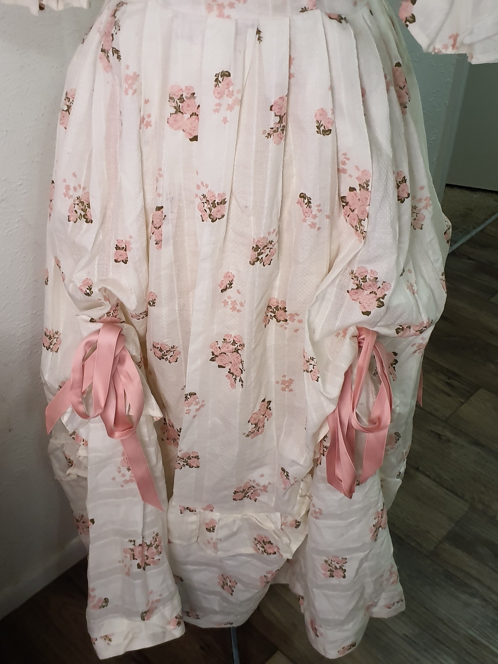 Romantic Pink Floral Maxi Dress with Ribbon Detail - Picture 4 of 9